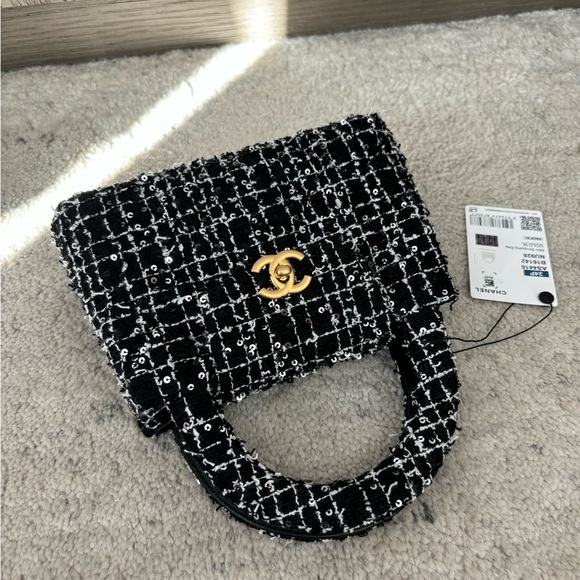NWT 🖤 CHANEL 24P Black & White Tweed Small Nano Shopper Kelly Bag - Picture 6 of 16